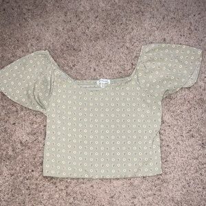 Monteau Cap sleeve Light green floral Ruffle/Elastic Back crop top size XL EUC